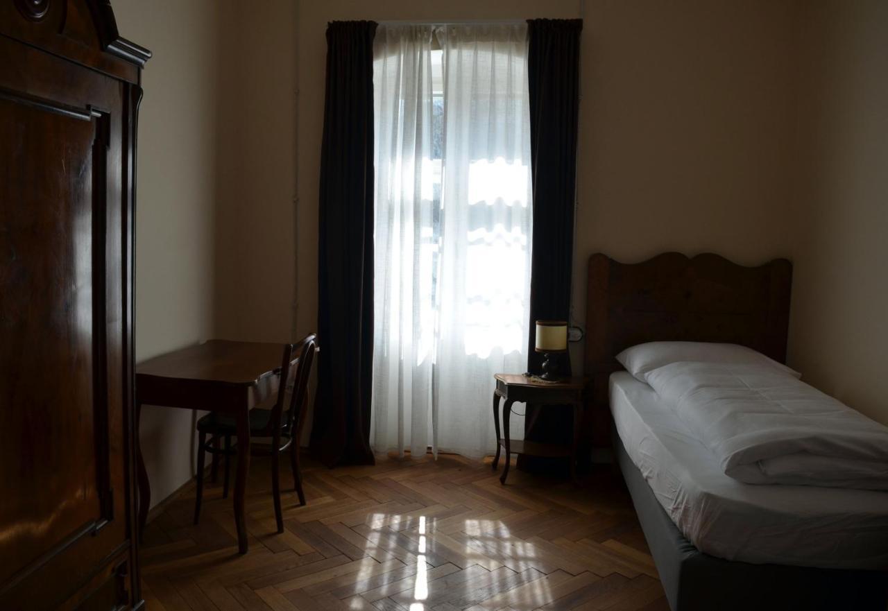 Villa Iolanda メラーノ エクステリア 写真
